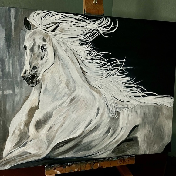 Original painting of a white horse on canvas by Leah Smith - Picture 1 of 3